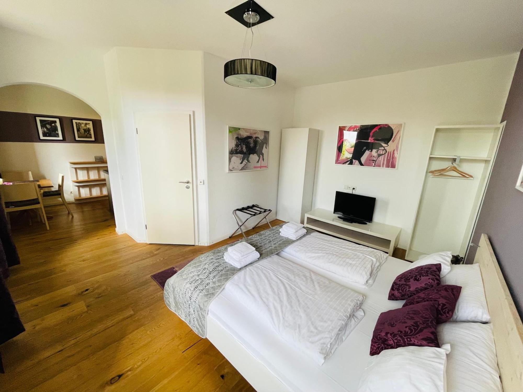 Zum Rayers Cafe-Restaurant & Boutique-Hotel Niederrotweil Rom bilde