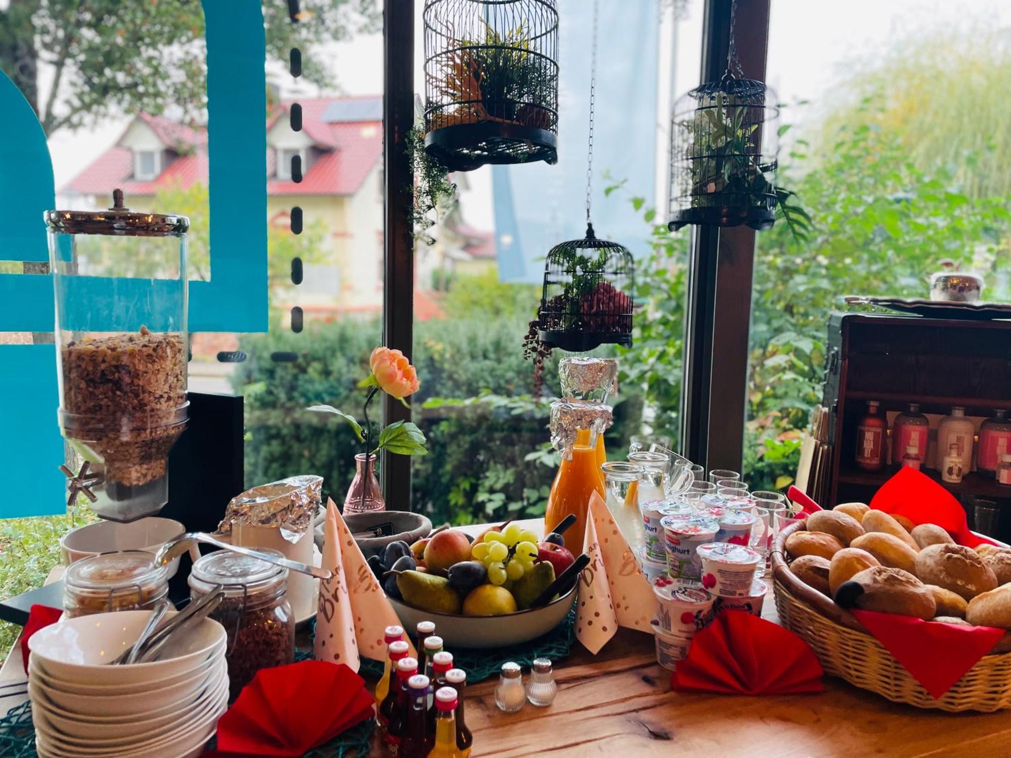 Zum Rayers Cafe-Restaurant & Boutique-Hotel Niederrotweil Eksteriør bilde