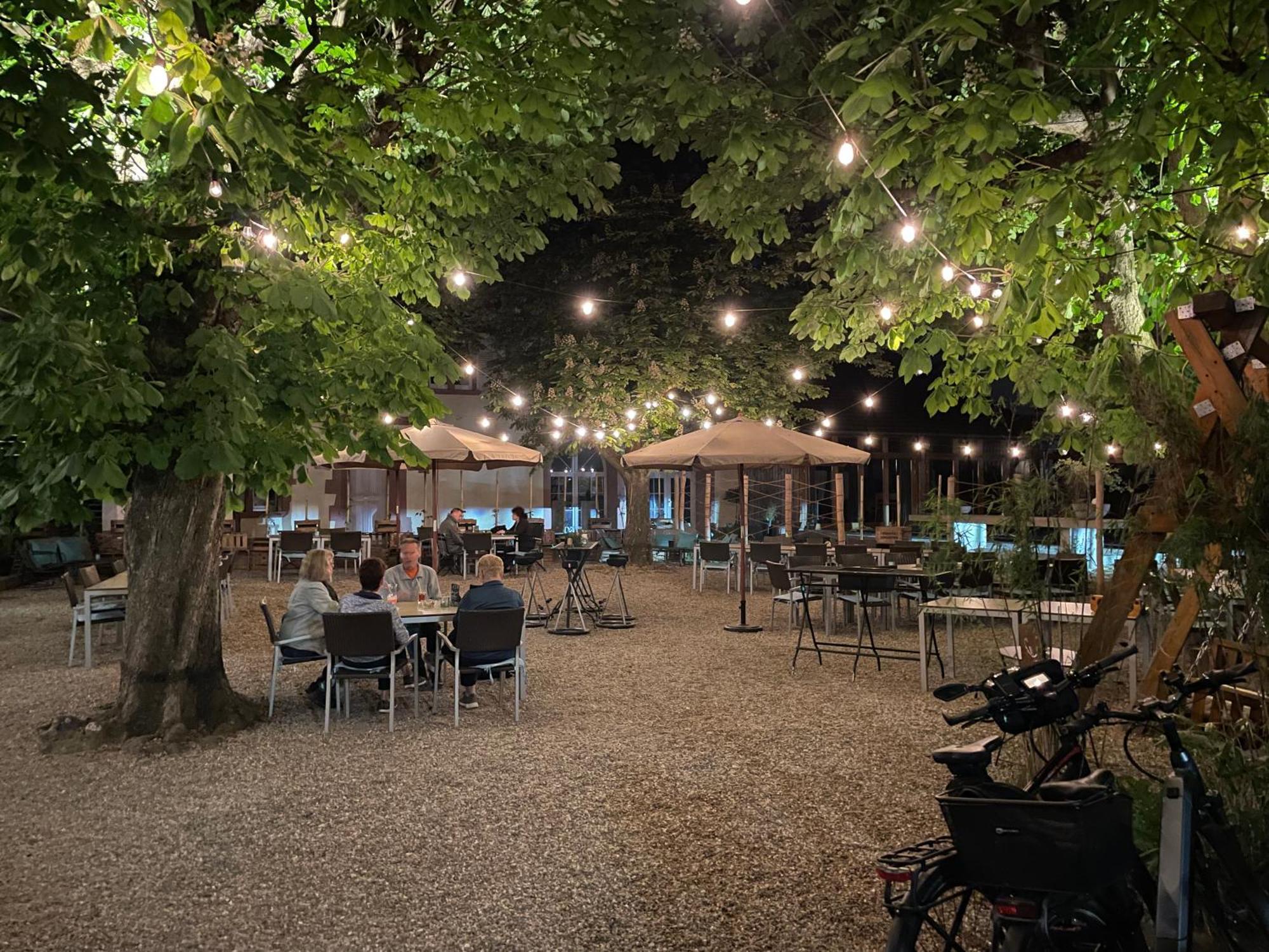 Zum Rayers Cafe-Restaurant & Boutique-Hotel Niederrotweil Eksteriør bilde
