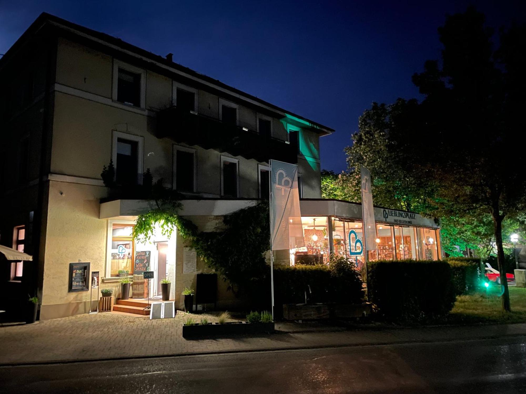 Zum Rayers Cafe-Restaurant & Boutique-Hotel Niederrotweil Eksteriør bilde