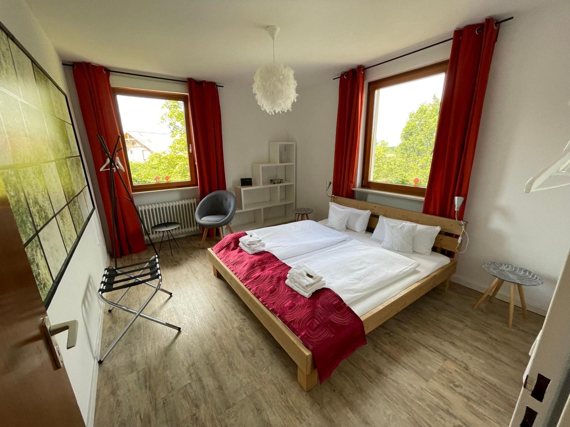 Zum Rayers Cafe-Restaurant & Boutique-Hotel Niederrotweil Rom bilde