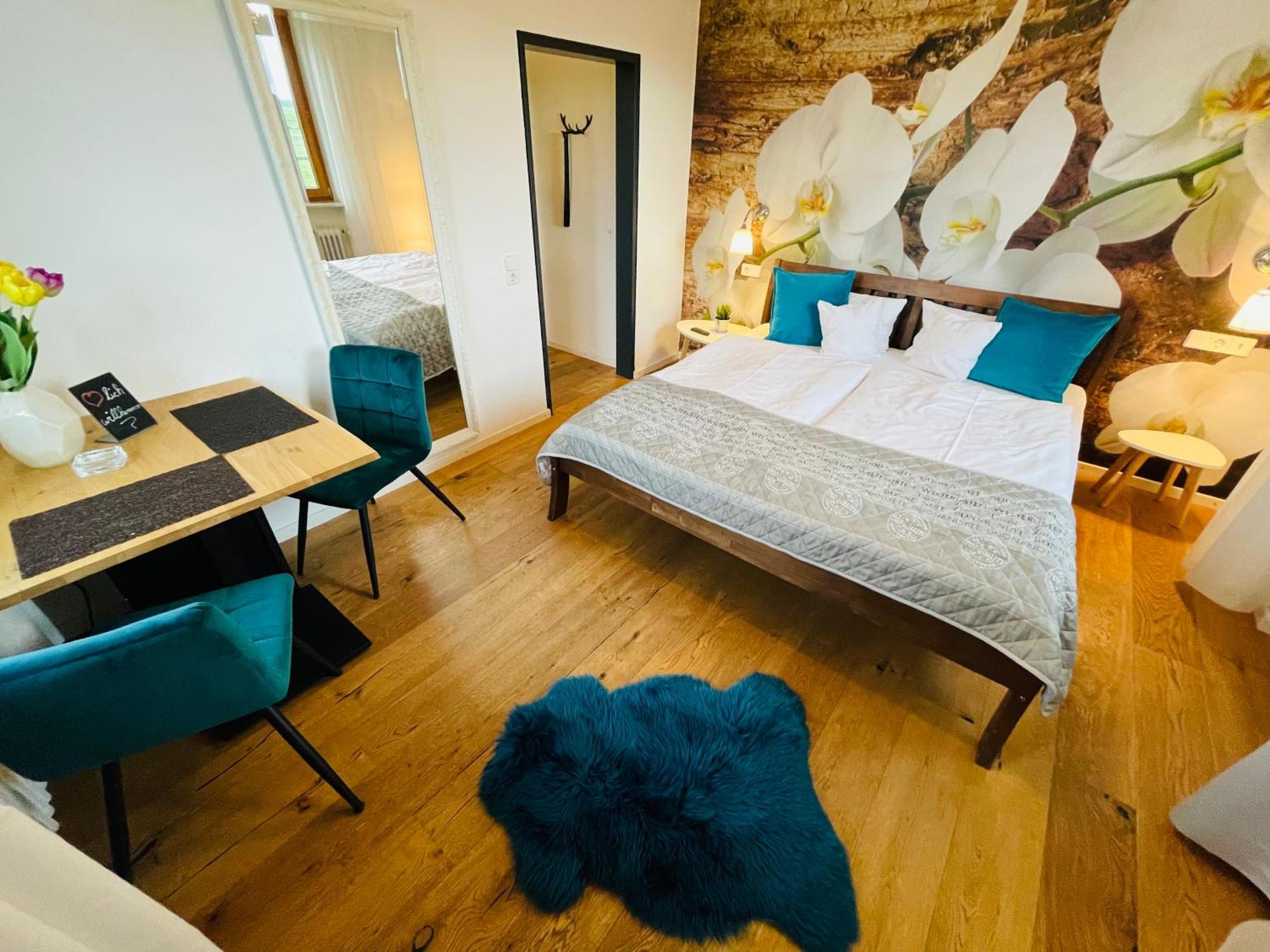 Zum Rayers Cafe-Restaurant & Boutique-Hotel Niederrotweil Rom bilde