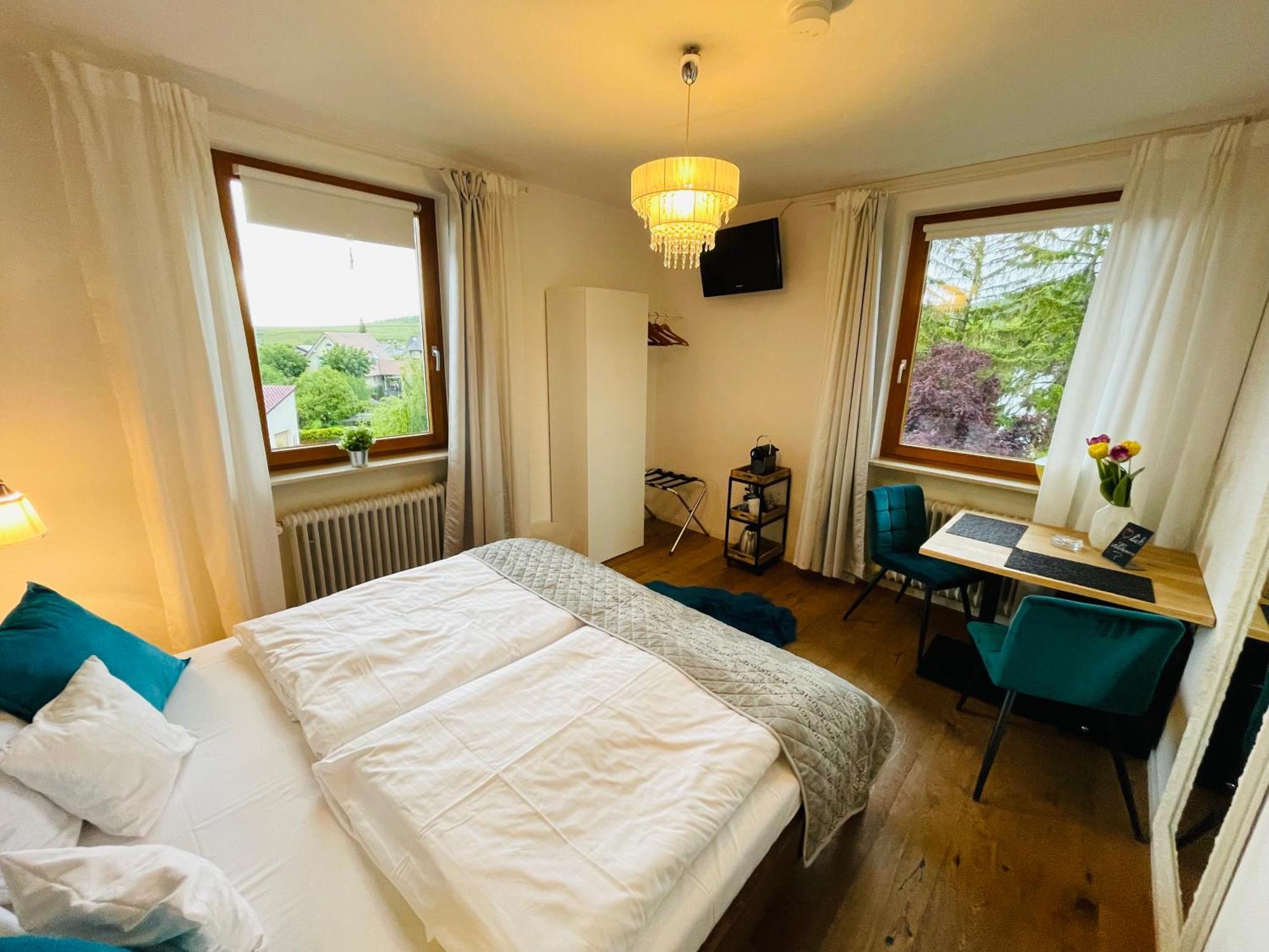 Zum Rayers Cafe-Restaurant & Boutique-Hotel Niederrotweil Rom bilde