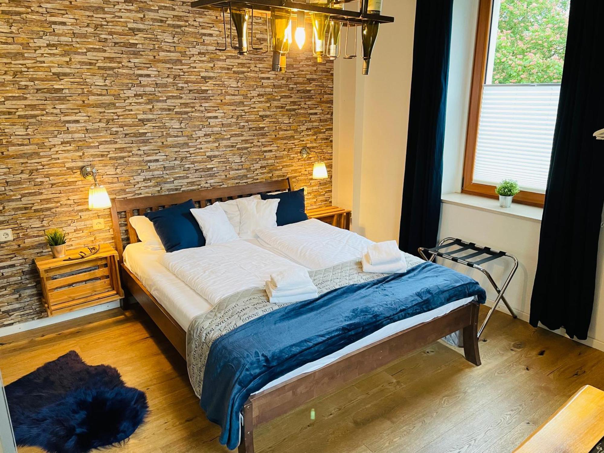 Zum Rayers Cafe-Restaurant & Boutique-Hotel Niederrotweil Rom bilde